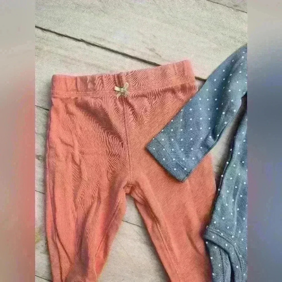 Carter's Baby Girl Polka Dot One Piece With Stretch Pants Blue Pink Size 6 Month - Picture 3 of 8